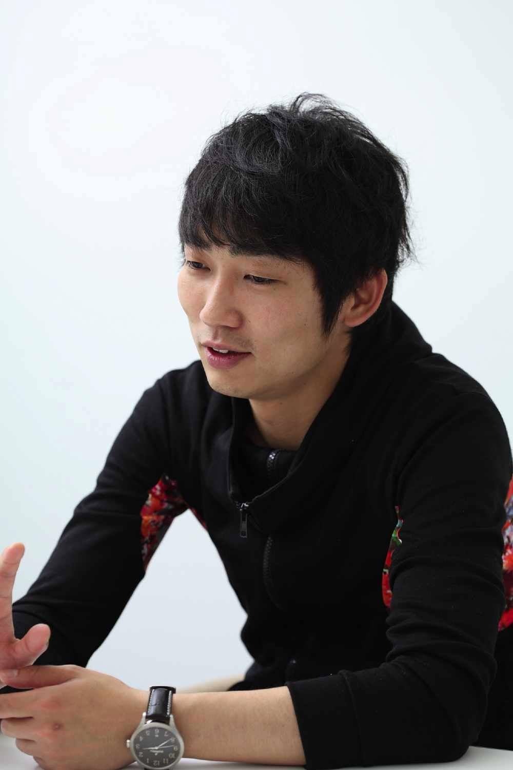 「最前線」掲載のNON STYLE石田連載「NON STYLE 石田の明語」。フォトグラファー / 松本美枝子