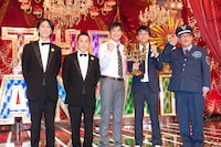 （左から）ナインティナイン、ハマカーン、ビートたけし。