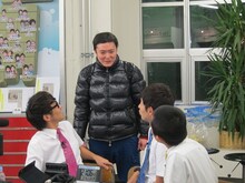 通りかかったかたつむり中澤。家業の手伝いを経て芸人に復活。Bコースの話を聞き「ビックリしましたよ」と語った。