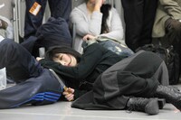 公開稽古中の鳥居みゆき。