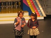 オカマと女性のコンビあげははスレスレの下ネタも絶好調。