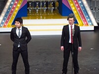 大統領とSPの壮絶なコントを披露したインポッシブル。