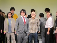 「お笑いガマン対決」のヒカリゴケ片山。