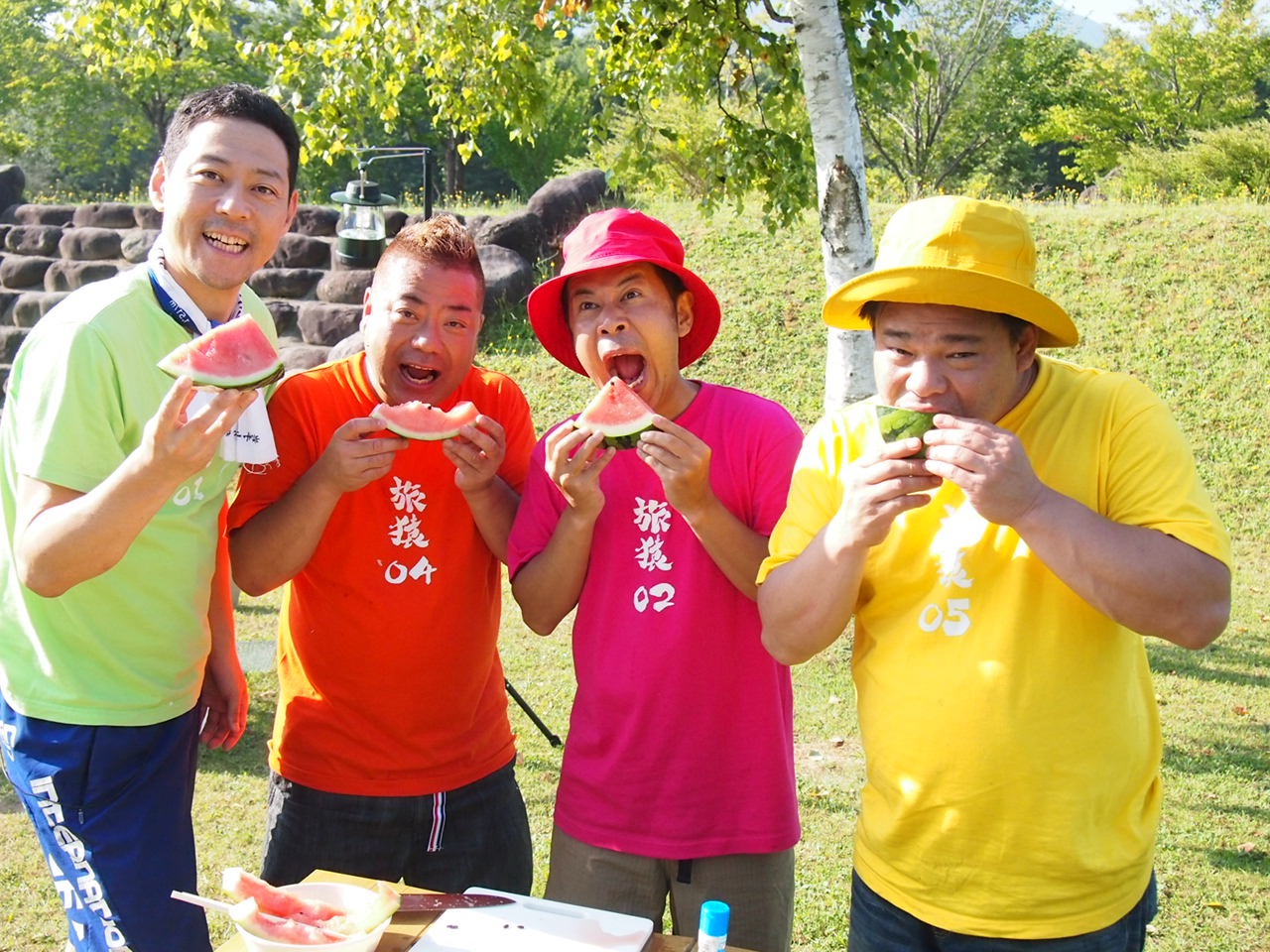 DVD「東野・岡村の旅猿 プライベートでごめんなさい… 岩手・八幡平でキャンプと秘湯の旅 プレミアム完全版」の一場面。(c)日本テレビ