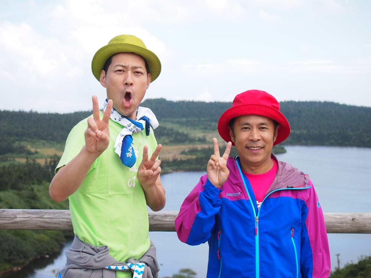 DVD「東野・岡村の旅猿 プライベートでごめんなさい… 岩手・八幡平でキャンプと秘湯の旅 プレミアム完全版」の一場面。(c)日本テレビ