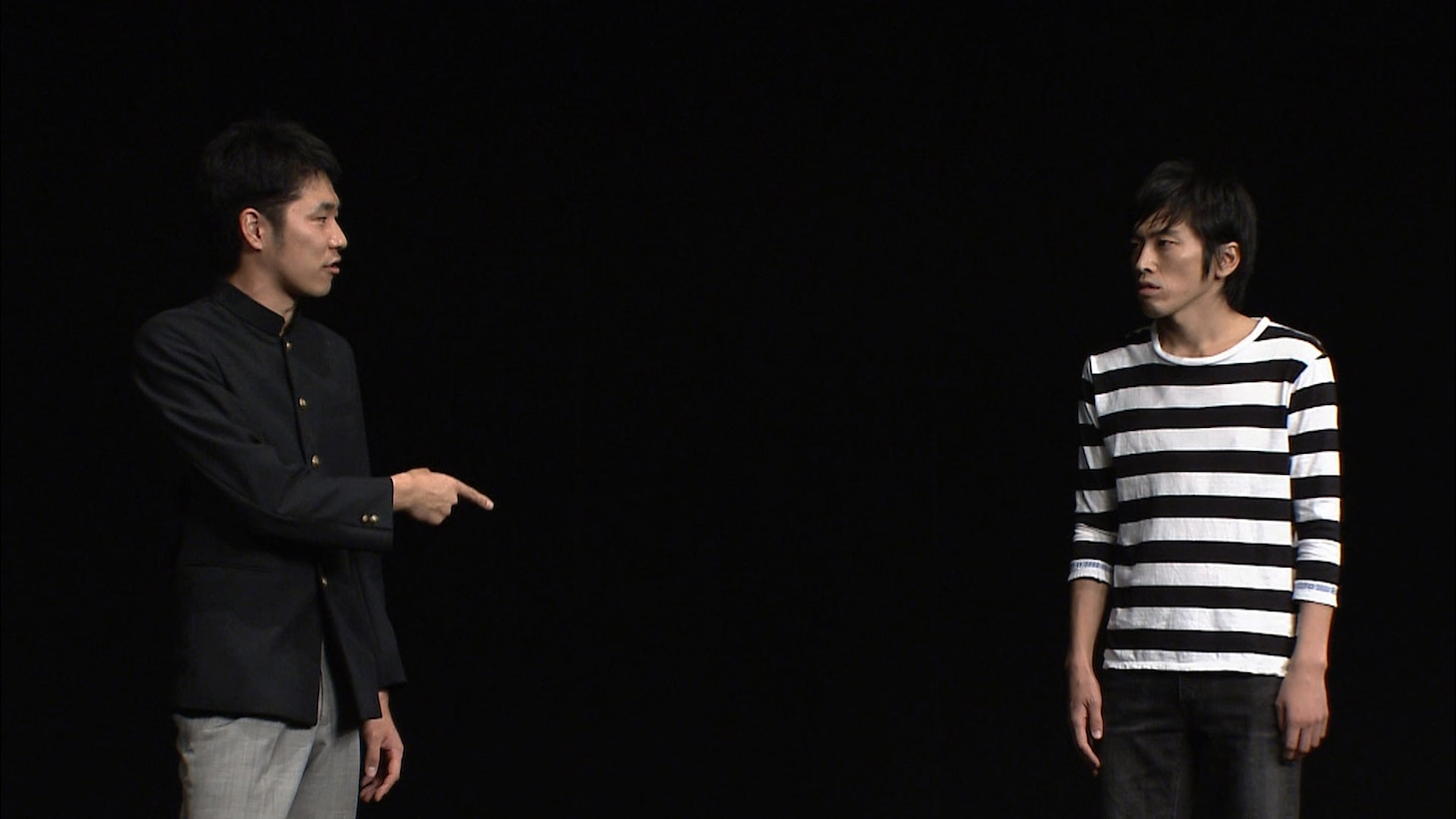 DVD「しずる単独コントライブ Conte Out」の一場面。