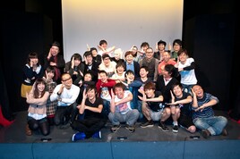 濱口率いる「はまぐちコントサークル」の魅力を紹介