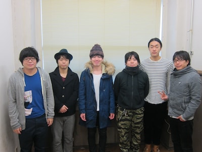 2月3日（日）、東京・ルミネtheよしもとにてコントライブ「できる7人」を開催するライス関町、ライス田所、グランジ遠山、犬の心・池谷、グランジ五明、犬の心・押見（左から）。