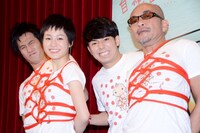 （左から）津田寛治、平田薫、ピース綾部、竹中直人監督。