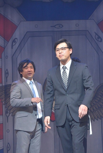 「スマートモテリーマン講座」に出演しているアルコ＆ピース。