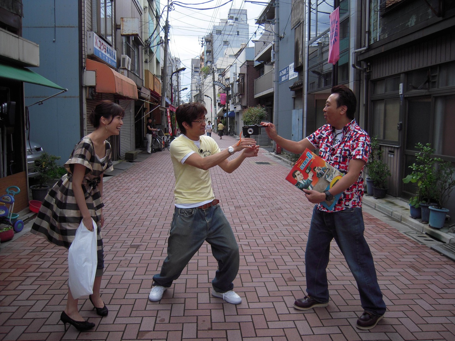 「モヤモヤさまぁ～ず2」。写真はDVD-BOXのVol.17より。(c)テレビ東京