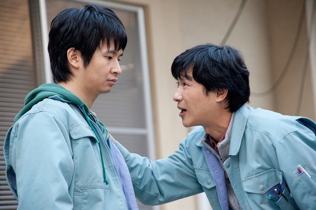 オードリー若林出演の「ひまわりと子犬の7日間」2013年3月16日（土）新宿ピカデリーほか全国ロードショー。（C）2013「ひまわりと子犬の7日間」製作委員会