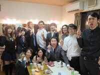 東京・下北沢 本多劇場にて上演された舞台「『田中が考え中』～第2幕～」の出演者たち。