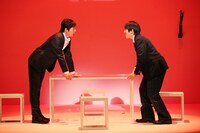 「The Name」の一場面。