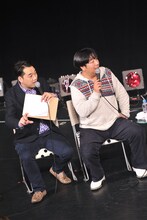 第4戦「VS.映画」に見届け人として登場したバナナマン。