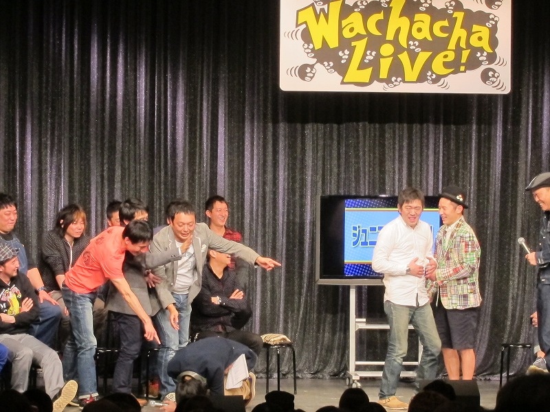 山下の話すジュニア、黒田とのコンパエピソードが下手すぎて崩れ落ちるジュニア。