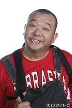 アイドルオタクのよっちゃん役を演じるTKO木下。(c)フジテレビ