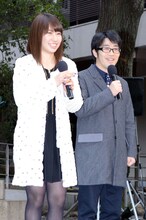 増田有華（左）とドランクドラゴン鈴木（右）。