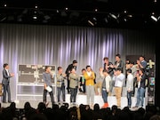 本坊の恐怖トークによって訪れたいかんともしがたい空気を、イケメンポーズで払拭した井上に拍手喝采。