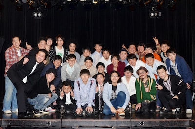 「ワタナベエンターテインメントライブ 冬のスペシャルバージョン ～ナンバー1決定戦」出演芸人達。