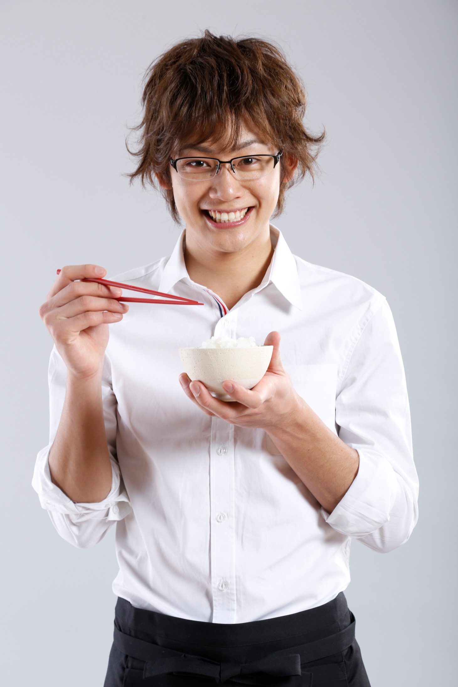 新ドラマ「おとりよせ王子 飯田好実」主演の飯田好実役を演じる近江陽一郎。(c)2013「おとりよせ王子 飯田好実」製作委員会