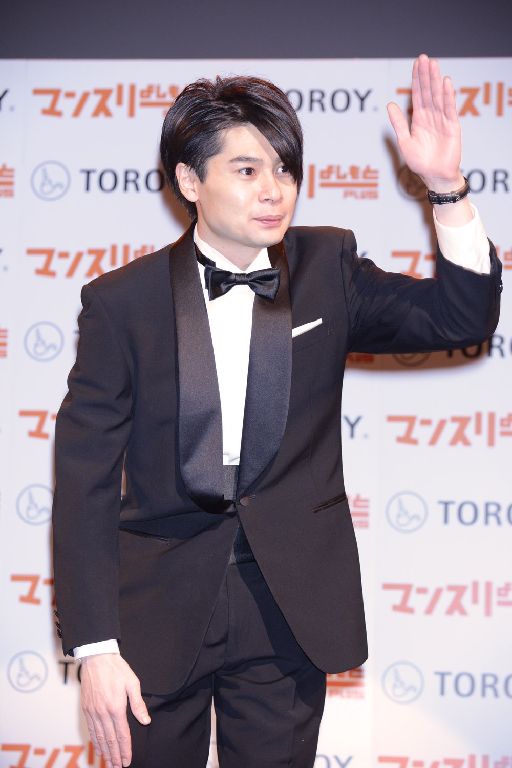 「男前」4位の平成ノブシコブシ吉村。