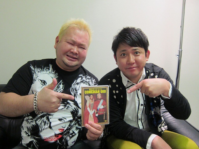 DVD「東京ダイナマイト 単独ライブ『COMEDIAN GOD』」を発売した東京ダイナマイト。