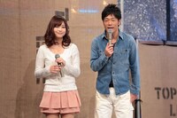 司会の陣内智則（右）、立花理香（左）。(c)NHK