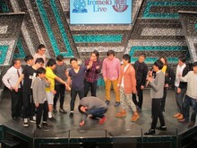 フランスパン対決に勝利したジャングルポケット太田。