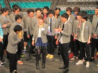 メンバーの中で一番高い衣装という横澤夏子。