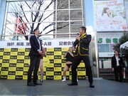 「どんだけ飲んでも、次の日会社に……出てこいやぁ！」と絶叫する高田延彦。