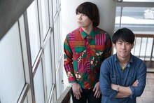 「若手芸人だより。よしもと編」に登場するチーモンチョーチュウ。撮影 / 松本美枝子