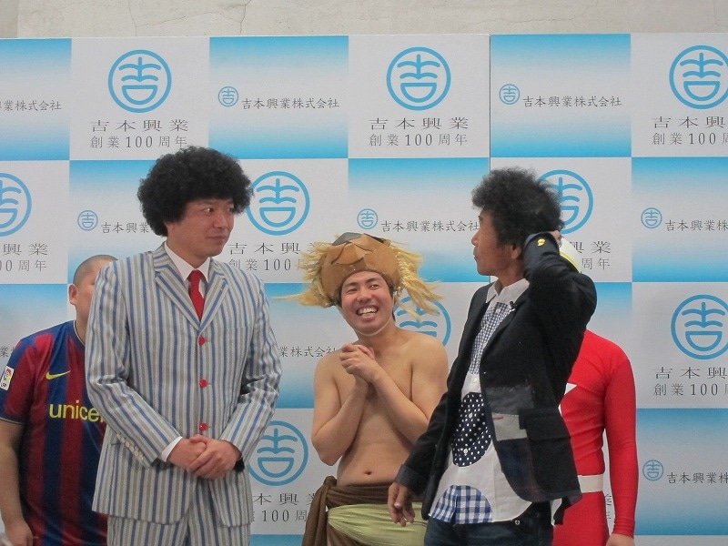 オコチャの髪をうらやましがる寛平。