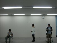 稽古中の様子。