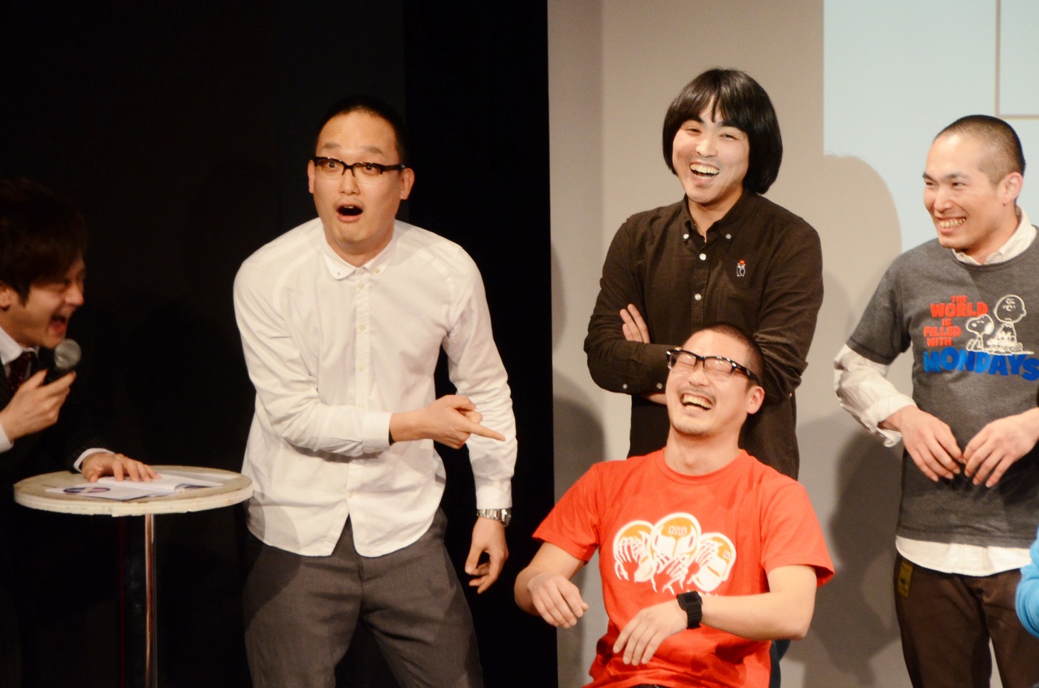 初代王者・ピーマンズスタンダード吉田（手前中央）の“心のブス”ぶりは今回も際立っていた。