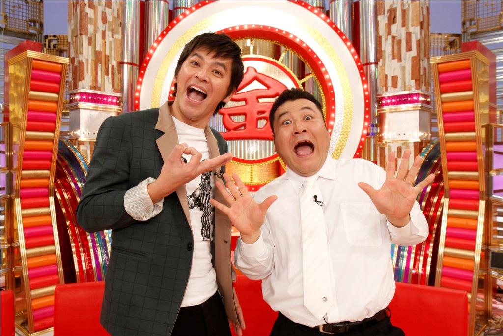3月19日放送「ヨルスパ！ 適当全力アドバイス！ ザキヤマ☆オカダの金コンサルタント」でMCを務めるますだおかだ岡田とアンタッチャブル山崎。(c)KTV