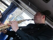 調子はずれのソプラノサックスを吹くKONTAことRG。