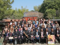 大阪・京都にて行われた「参加者全員が大阪吉本のマネージャーになりきってRGと一緒にDVDをプロモーションしてまわるミステリーバスツアー」。