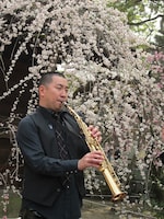 北野天満宮で梅とコラボするRG。