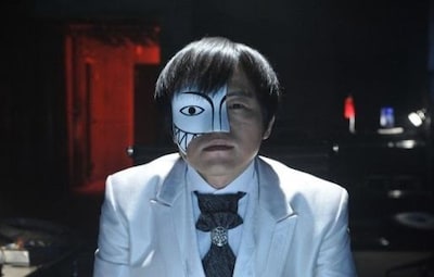 「リアル脱出ゲームTV -the Chase-」に出演するバカリズム。(c)TBS