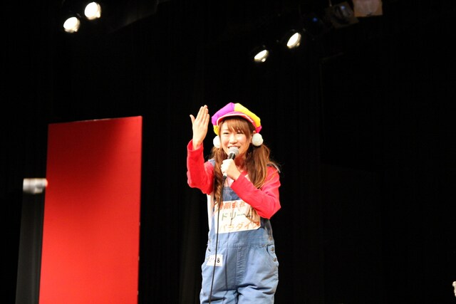 桜 稲垣早希は一昨年の単独イベントで作ったネタを披露。 (c)MBS