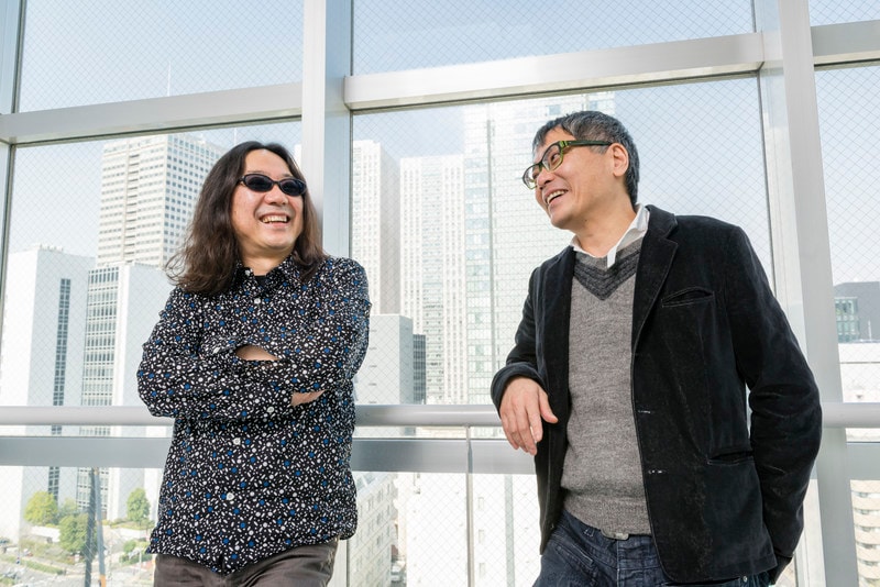 みうらじゅん（左）といとうせいこう（右）。「見仏記」コンビとして、また「ザ・スライドショー」を届ける「ロックンロール・スライダーズ」として長年活動をともにしている。