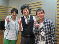 「ゆずのオールナイトニッポンGOLD」（ニッポン放送）にて共演を果たした佐野元Rとゆず。