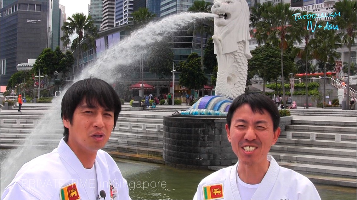 DVD「チュートリアリズムIV＋ASIA」の一場面。(c)2013吉本興業