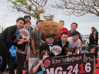 地域発信型映画「MG-2416」より、矢野・兵動・兵動、梶剛ほか。