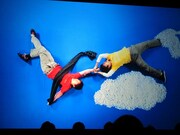 バックスクリーン出演、新潟の作品。見事な映像に会場からは拍手が。