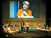 審査委員長の木村祐一。