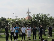 写真左から、しずる、ペナルティ・ワッキー、セブンbyセブン、とろサーモン。