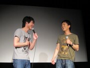 互いの「げんげ」（どん底）話で盛り上がる川島と吉田。