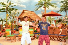 新番組「7つの海を楽しもう！ 世界さまぁ～リゾート」（TBS系）の初回収録を終えた、さまぁ～ず。